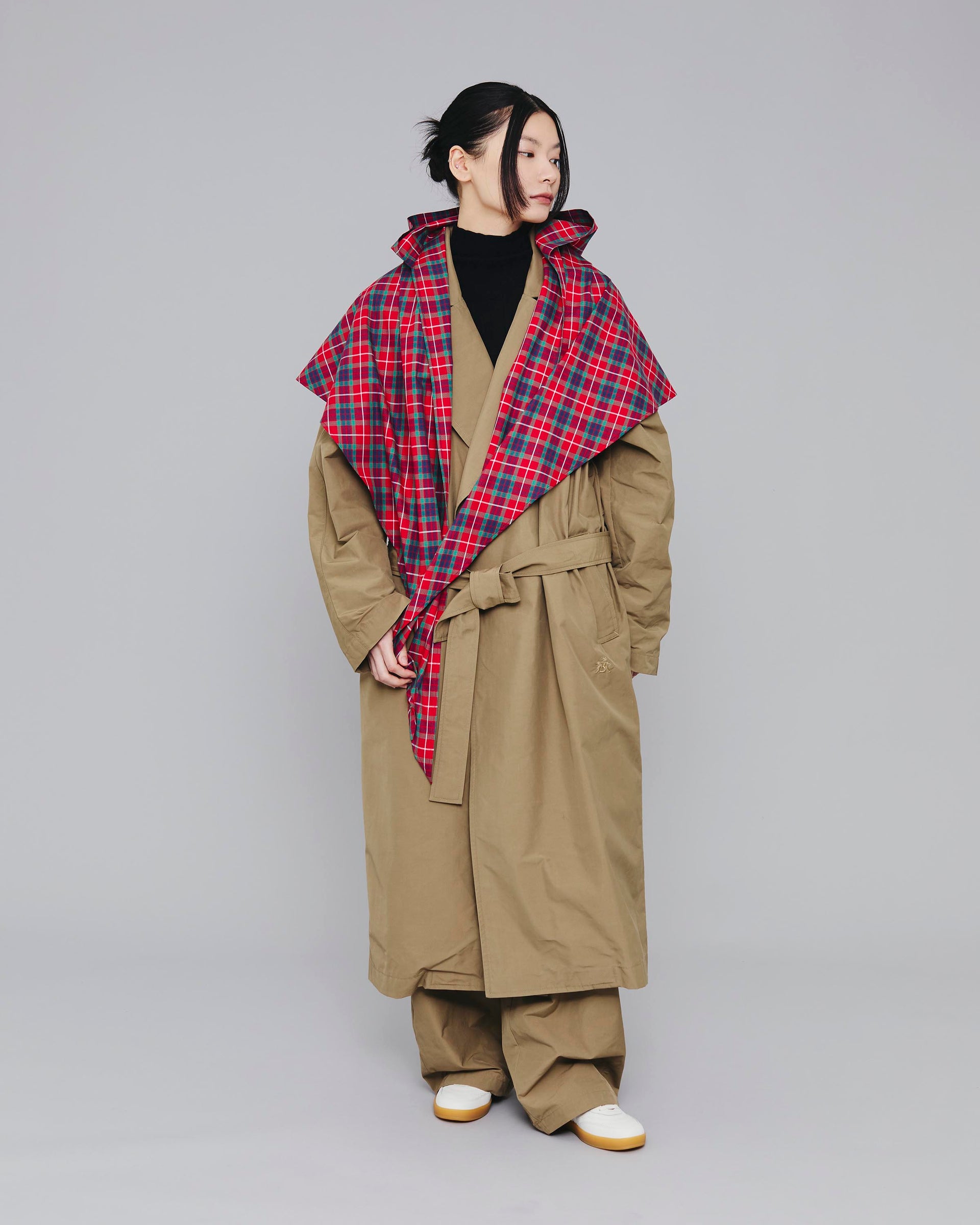 BARACUTA Hooded stole