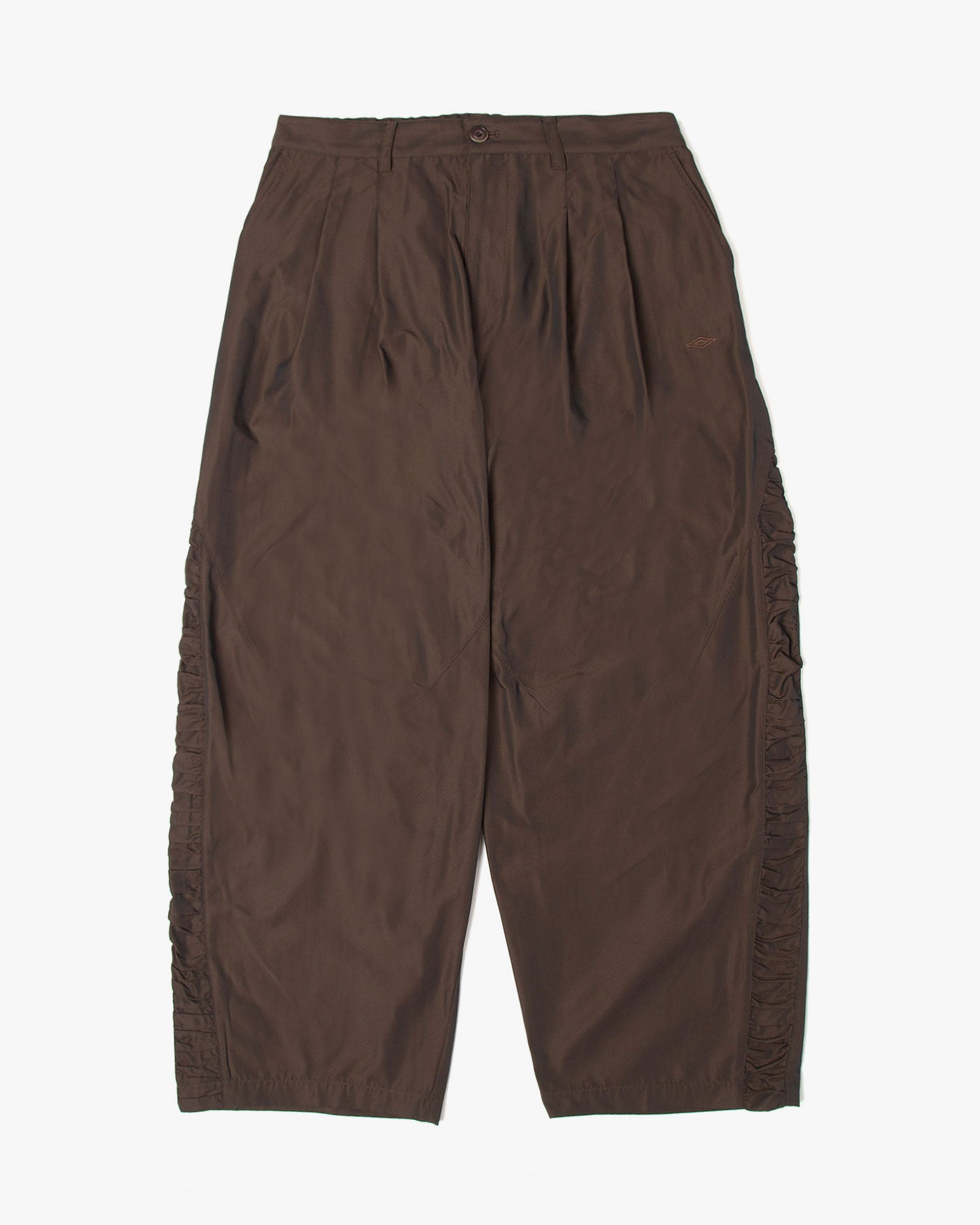 Wide tapered trousers