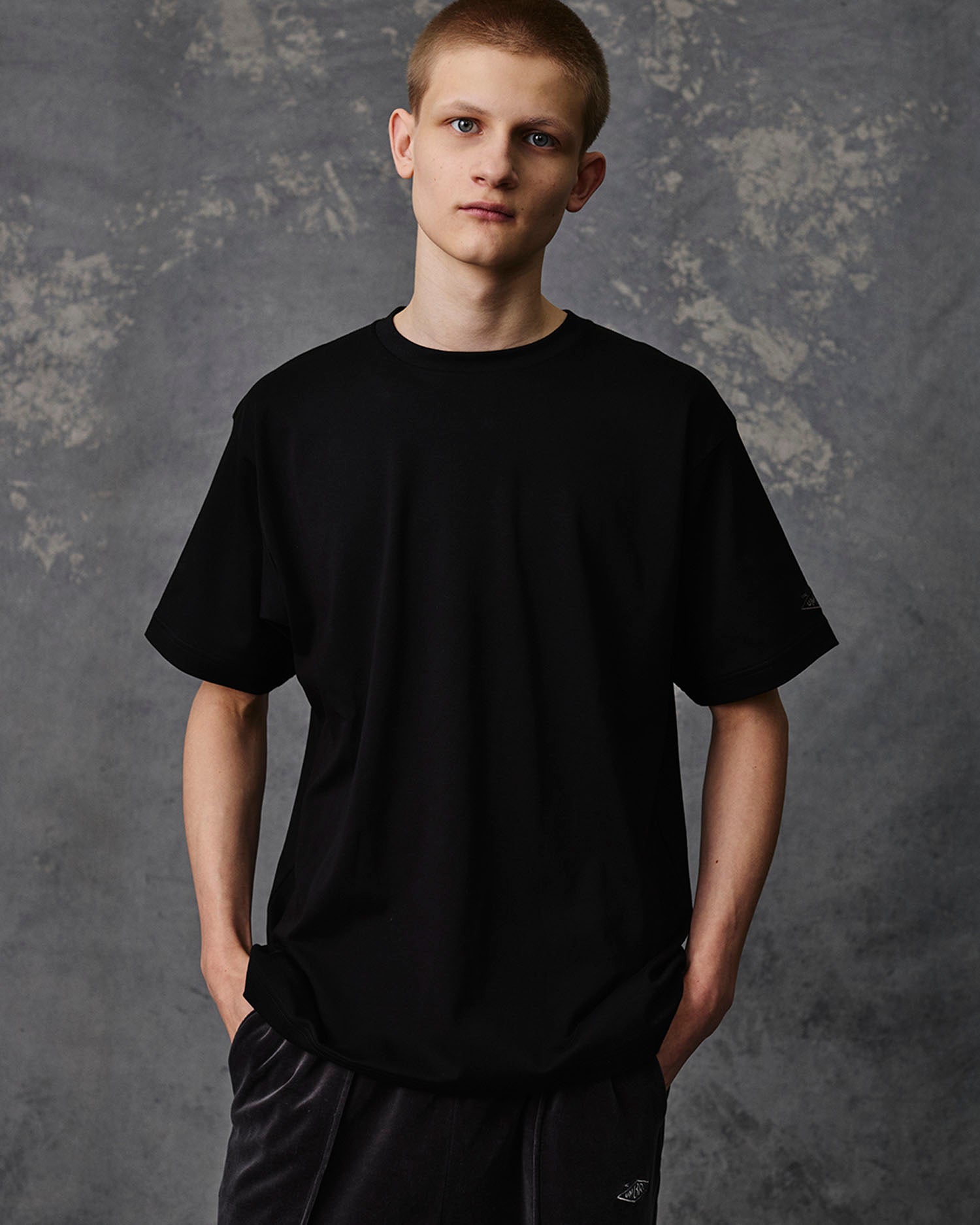 TOPS(UNISEX)｜UMBRO HOUSE(アンブロハウス)公式通販
