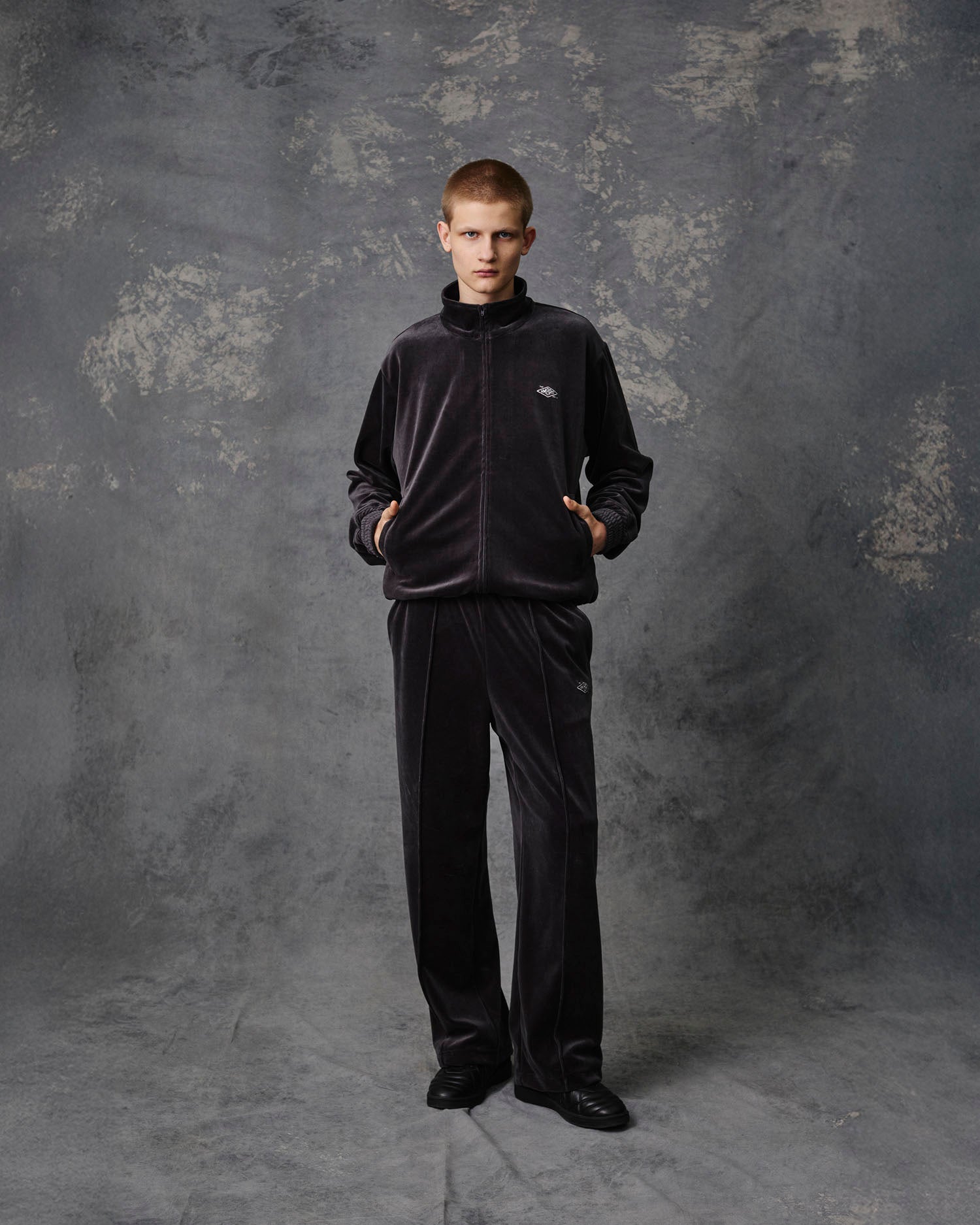 Velour Track Jacket｜UMBRO HOUSE(アンブロハウス)公式通販｜ベロア